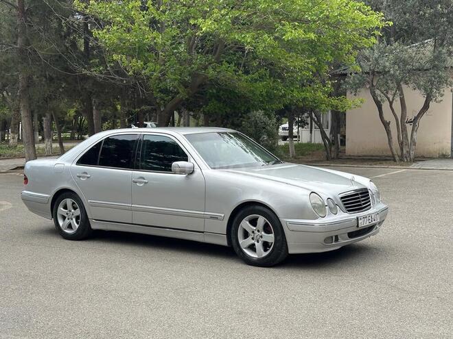 Mercedes E 270 2000, 334,000 km - 2.7 l - Sumqayıt