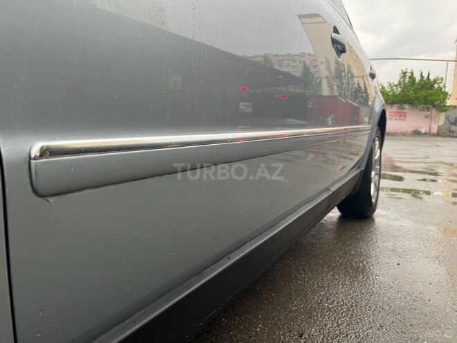 Volkswagen Passat 2004, 228,000 km - 1.8 l - Bakı