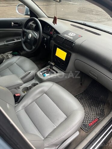 Volkswagen Passat 2004, 228,000 km - 1.8 l - Bakı