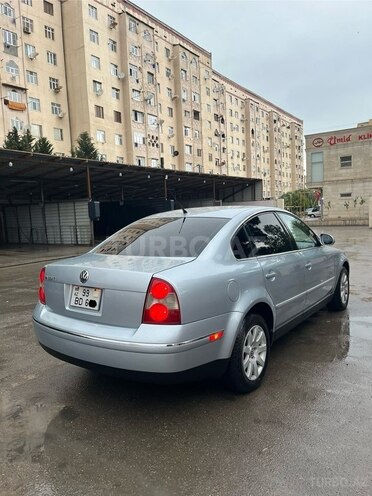 Volkswagen Passat 2004, 228,000 km - 1.8 l - Bakı