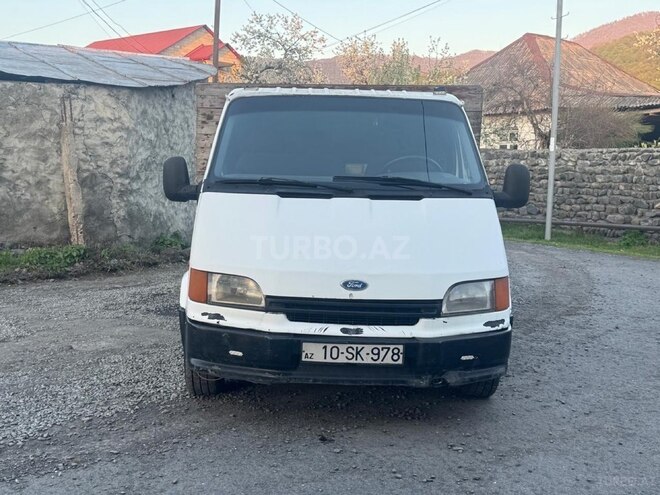 Ford Transit 1994, 390,000 km - 2.5 l - Zaqatala