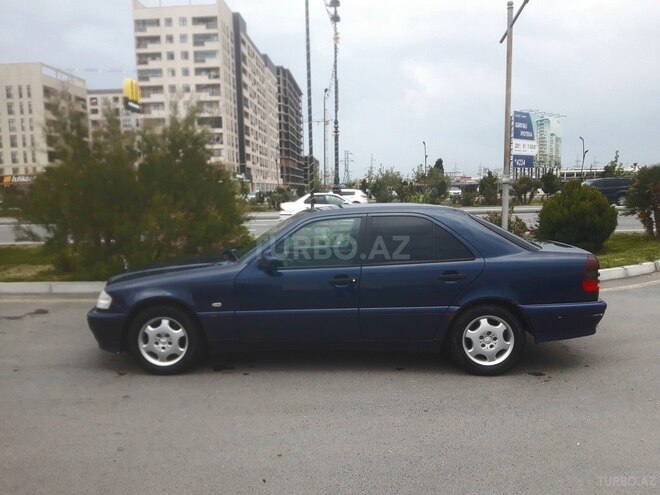 Mercedes C 180 1999, 270,000 km - 1.8 l - Bakı