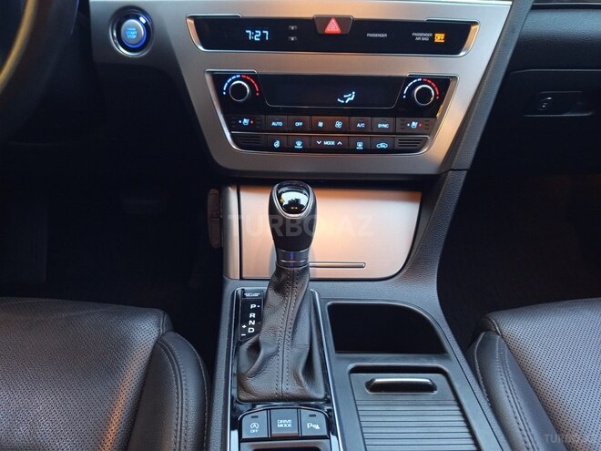 Hyundai Sonata 2015, 240,000 km - 1.7 л - Bakı