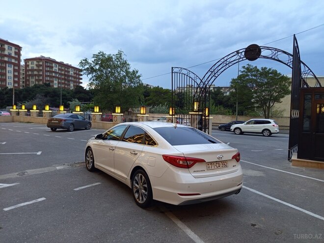 Hyundai Sonata 2015, 240,000 km - 1.7 л - Bakı