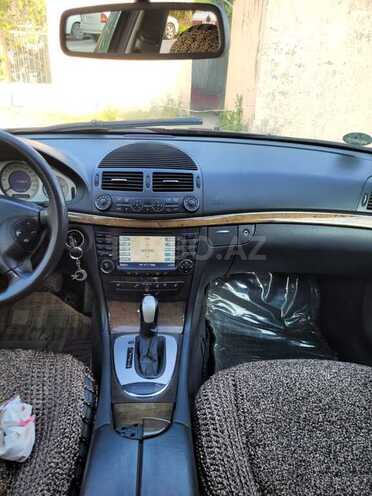 Mercedes E 270 2004, 280,000 km - 2.5 l - Bakı