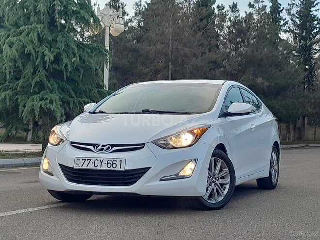 Hyundai Elantra 2015, 100,000 km - 1.8 л - Ucar