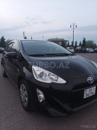 Toyota Aqua 2017, 135,000 km - 1.5 l - Bakı