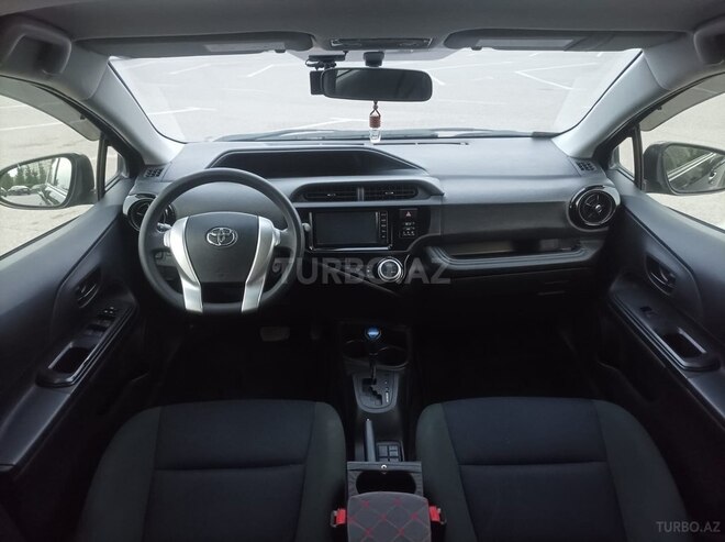 Toyota Aqua 2017, 135,000 km - 1.5 l - Bakı