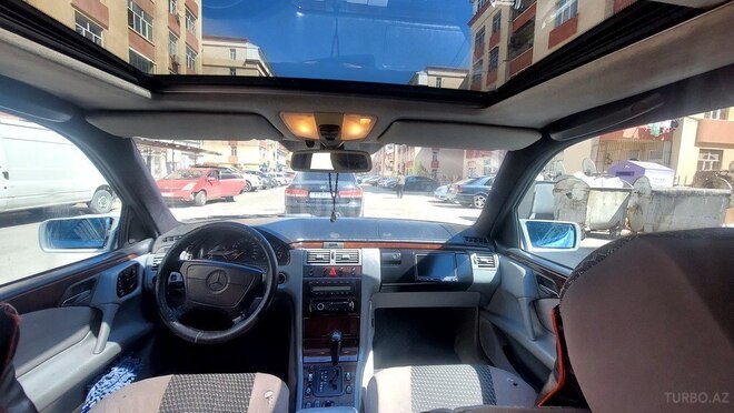 Mercedes E 230 1997, 426,676 km - 2.3 l - Bakı