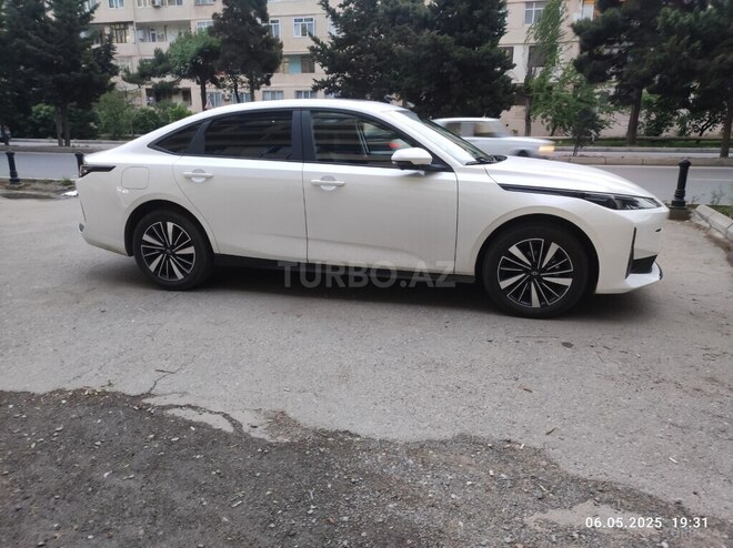 Changan Qiyuan A05 2024, 3,400 km - 1.5 л - Bakı