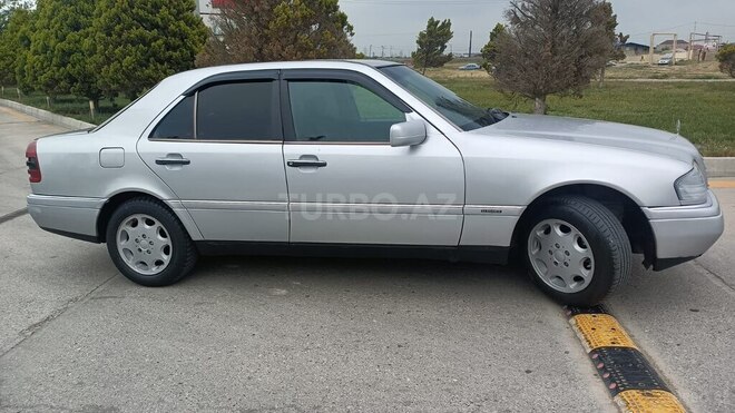 Mercedes C 180 1995, 393,000 km - 1.8 l - Bakı