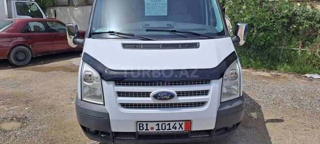 Ford Transit-1