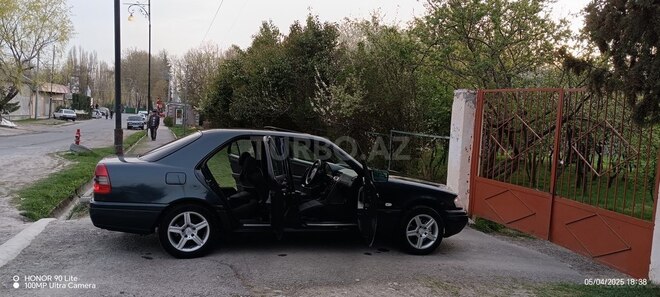 Mercedes C 180 1995, 493,000 km - 1.8 l - İsmayıllı
