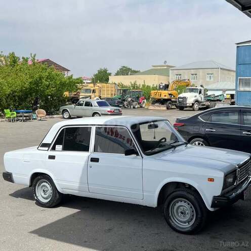 LADA (VAZ) 2107 2003, 90,000 km - 1.6 l - Oğuz