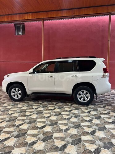 Toyota Land Cruiser Prado 2013, 170,000 km - 2.7 l - Beyləqan