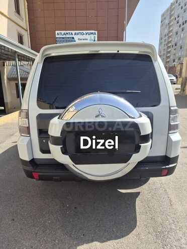 Mitsubishi Pajero 2007, 195,200 km - 3.2 l - Bakı