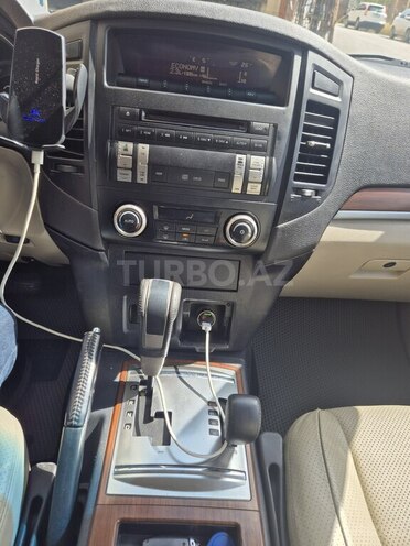 Mitsubishi Pajero 2007, 195,200 km - 3.2 l - Bakı