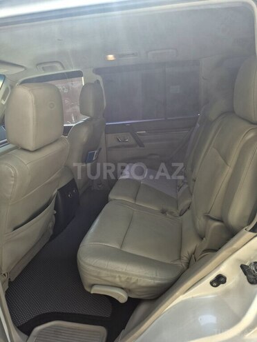 Mitsubishi Pajero 2007, 195,200 km - 3.2 l - Bakı