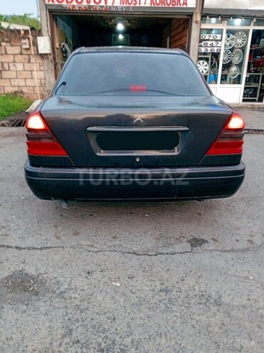 Mercedes C 180 1994, 294,641 km - 1.8 l - Zaqatala