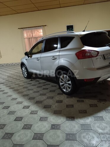Ford Kuga 2011, 113,000 km - 2.5 l - Şəmkir