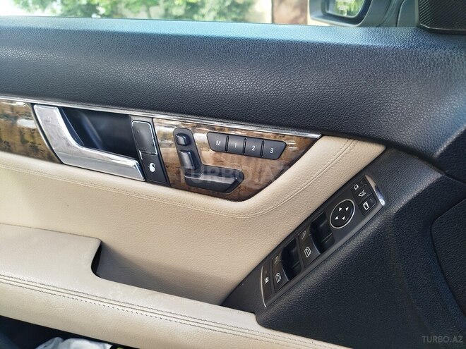 Mercedes C 300 2008, 205,000 km - 3.0 l - Bakı