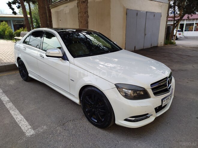 Mercedes C 300 2008, 205,000 km - 3.0 l - Bakı