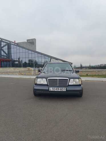 Mercedes E 220 1994, 320,000 km - 2.2 l - Gəncə