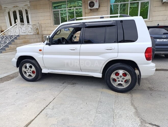 Mitsubishi Pajero io 1999, 321,321 km - 1.8 l - Bakı
