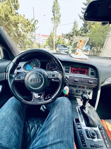 Audi A6 2005, 228,000 km - 3.0 l - Bakı
