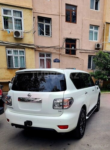 Nissan Patrol 2012, 178,000 km - 5.6 l - Bakı
