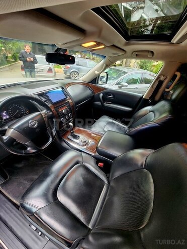 Nissan Patrol 2012, 178,000 km - 5.6 l - Bakı