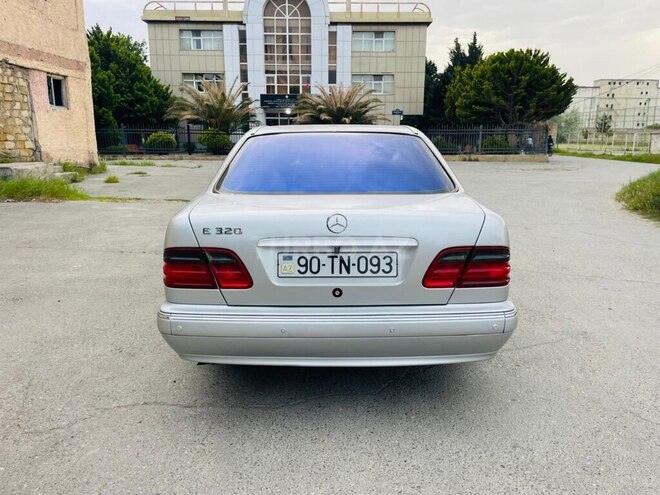 Mercedes E 320 2000, 325,000 km - 3.2 l - Bakı