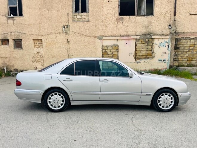 Mercedes E 320 2000, 325,000 km - 3.2 l - Bakı