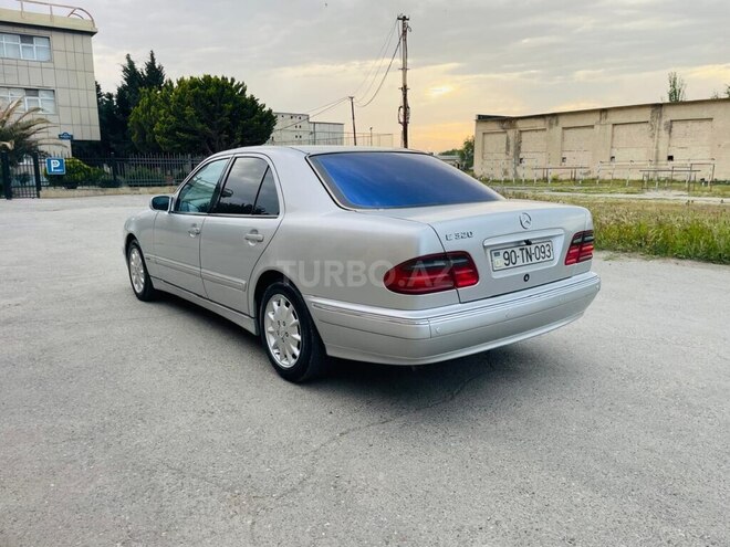 Mercedes E 320 2000, 325,000 km - 3.2 l - Bakı