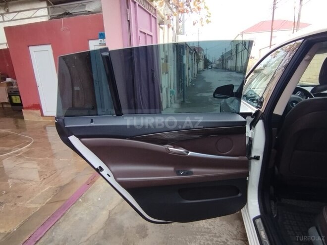BMW  2015, 296,000 km - 2.0 l - Bakı