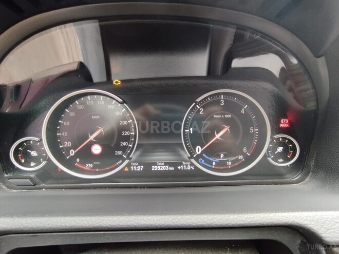 BMW  2015, 296,000 km - 2.0 l - Bakı