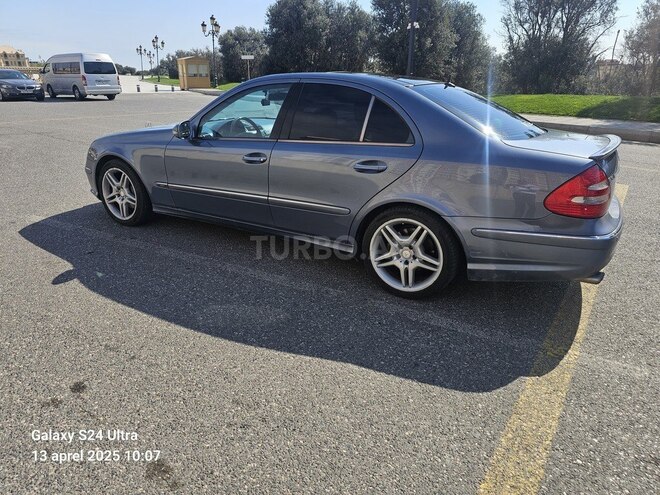 Mercedes E 320 2003, 271,359 km - 3.2 l - Bakı