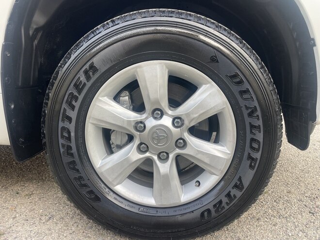 Toyota Land Cruiser Prado 2009, 240,000 km - 2.7 l - Bakı