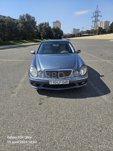 Mercedes E 320 2003, 271,359 km - 3.2 l - Bakı