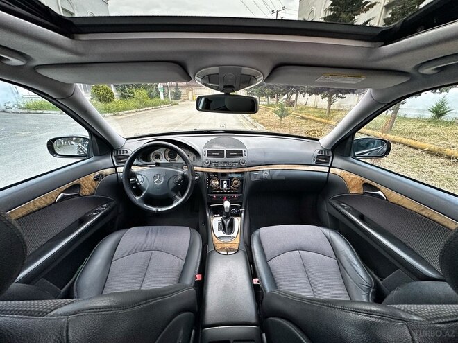 Mercedes E 220 d 2004, 301,000 km - 2.2 l - Bakı