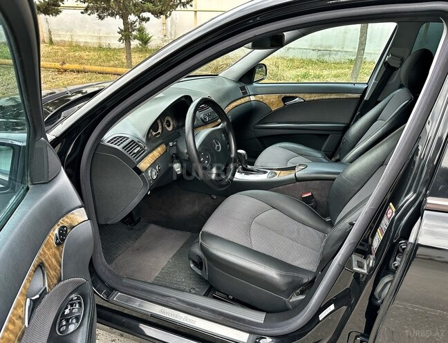 Mercedes E 220 d 2004, 301,000 km - 2.2 l - Bakı
