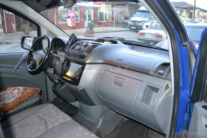 Mercedes Vito 111 2010, 290,360 km - 2.2 l - Bakı