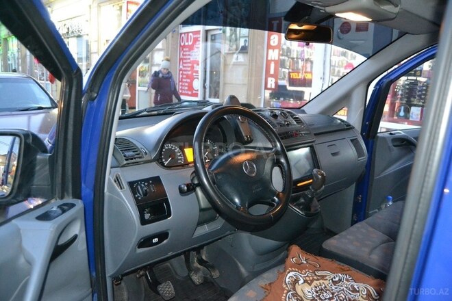 Mercedes Vito 111 2010, 290,360 km - 2.2 l - Bakı