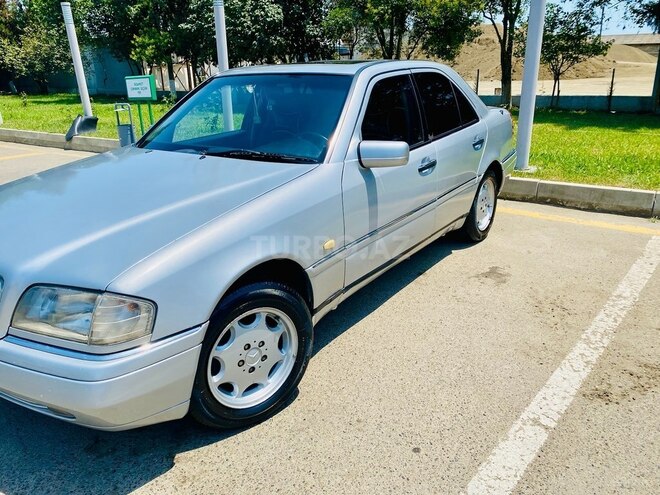Mercedes C 220 1995, 500,000 km - 2.2 l - Masallı