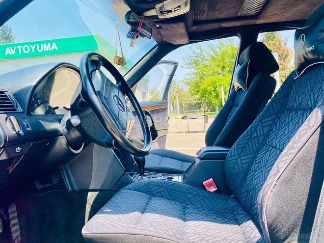 Mercedes C 220 1995, 500,000 km - 2.2 l - Masallı