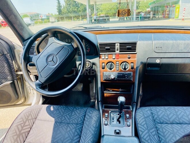 Mercedes C 220 1995, 500,000 km - 2.2 l - Masallı