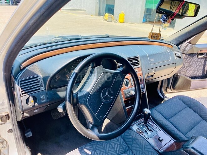 Mercedes C 220 1995, 500,000 km - 2.2 l - Masallı