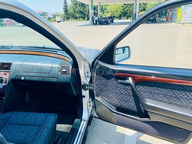 Mercedes C 220 1995, 500,000 km - 2.2 l - Masallı