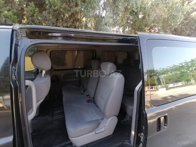 Hyundai H-1 2010, 287,200 km - 2.5 л - Bakı