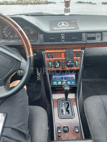 Mercedes E 220 1995, 453,171 km - 2.2 l - Bakı